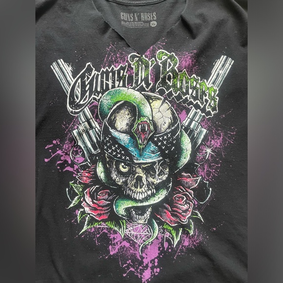 Guns N’ Roses Hard Metal Graphic Tee Women’s Size XL Band Music Rock - Picture 4 of 8
